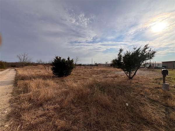 0.26 Acres of Residential Land for Sale in Cresson, Texas