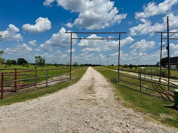 13 Acres of Land with Home for Sale in Royse City, Texas