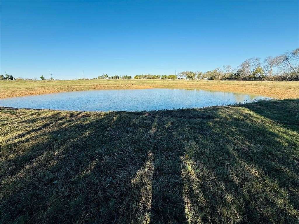 5 Acres of Land for Sale in Terrell, Texas