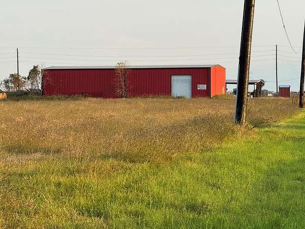 25 Acres of Land for Sale in Angleton, Texas