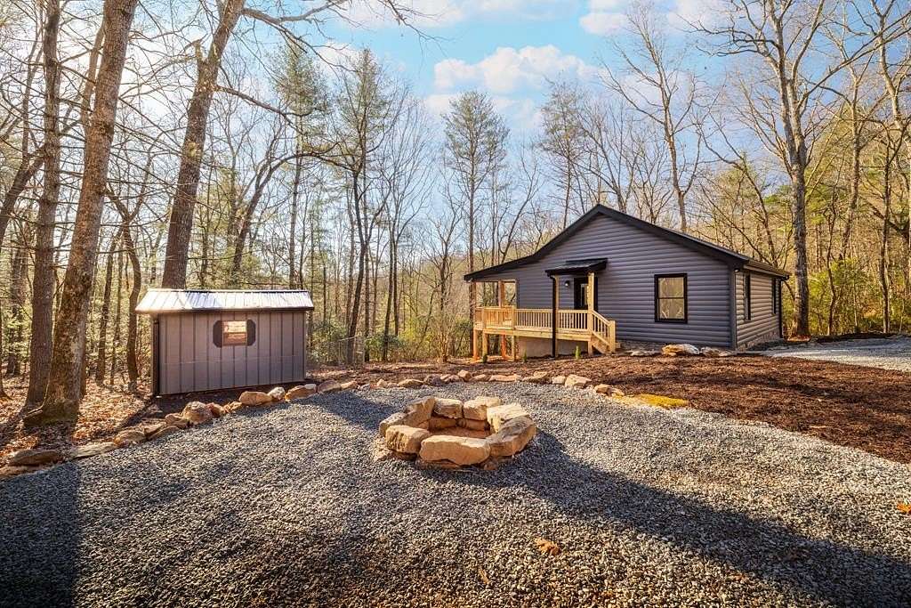 1.58 Acres of Residential Land with Home for Sale in Blue Ridge, Georgia