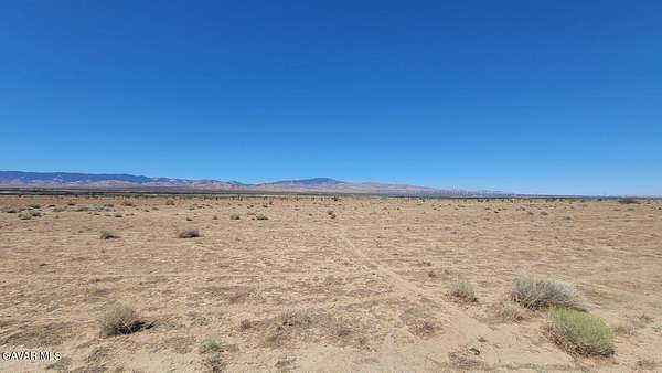 Residential Land for Sale in Rosamond, California