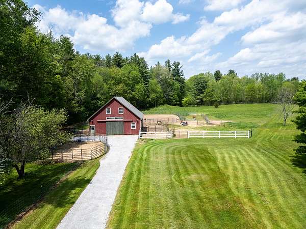 9.8 Acres of Land with Home for Sale in Brentwood, New Hampshire