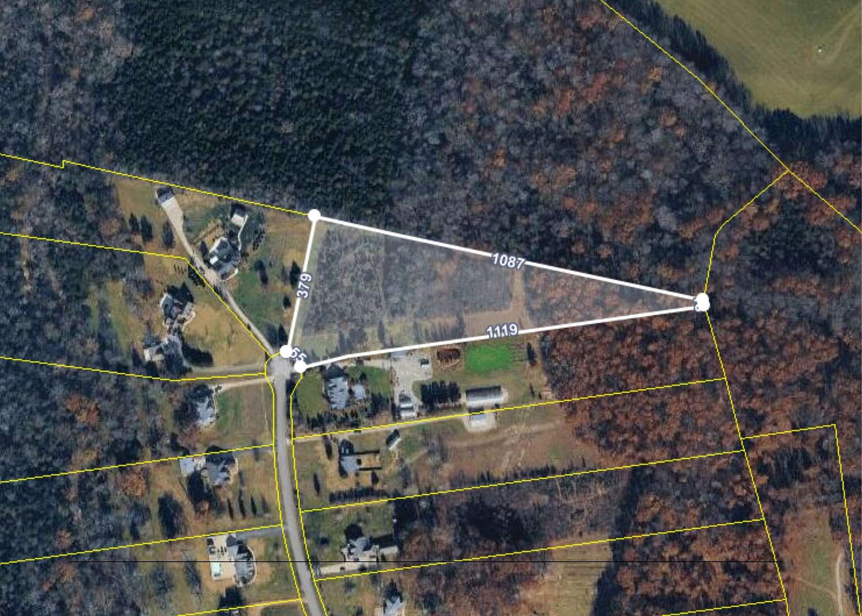 5.6 Acres of Residential Land for Sale in Christiana, Tennessee