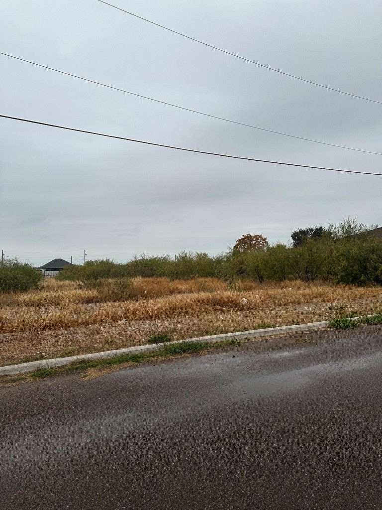 0.34 Acres of Residential Land for Sale in Eagle Pass, Texas