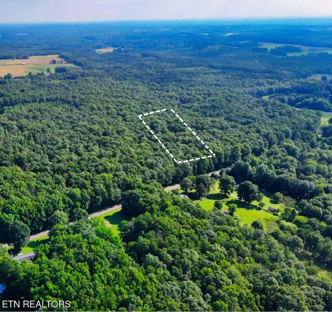 6.1 Acres of Residential Land for Sale in Crossville, Tennessee