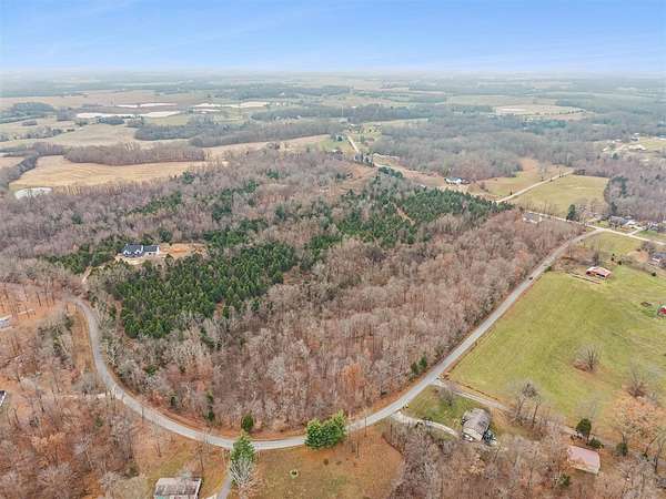 11.8 Acres of Recreational Land for Sale in Bowling Green, Kentucky