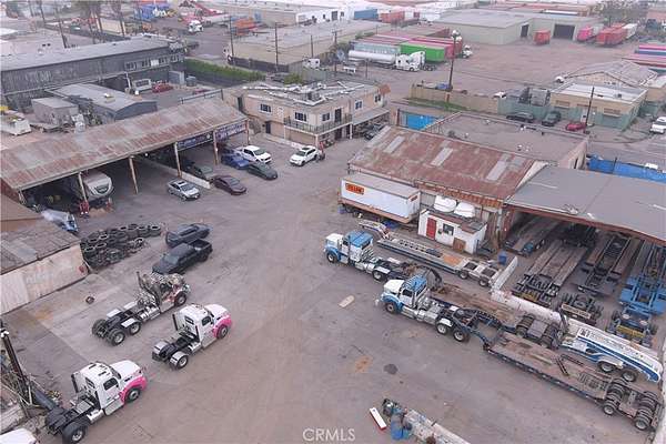 2 Acres of Improved Commercial Land for Sale in Lynwood, California