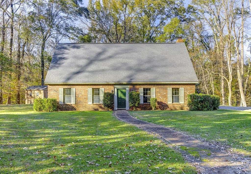 2.4 Acres of Land with Home for Sale in Vicksburg, Mississippi