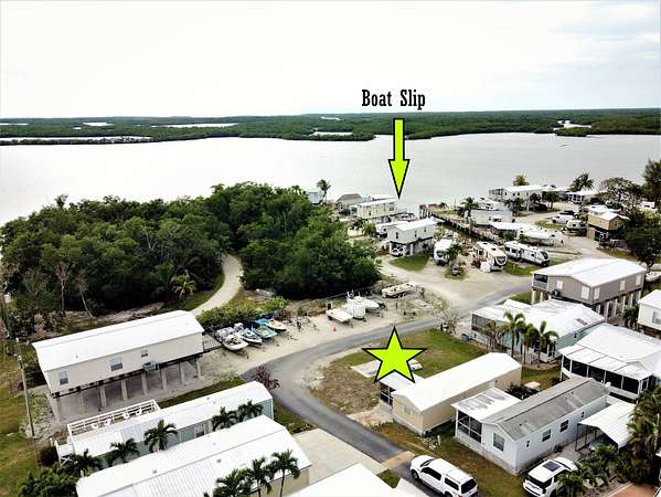 Land for Sale in Chokoloskee, Florida