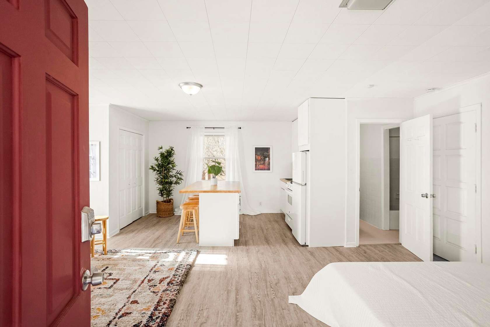 0.91 Acres of Improved Residential Land for Lease in Madison, Tennessee