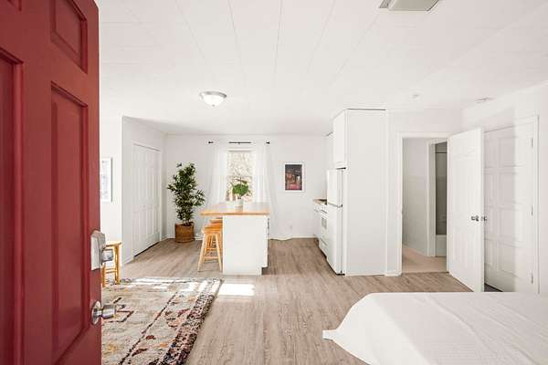 0.91 Acres of Improved Residential Land for Lease in Madison, Tennessee