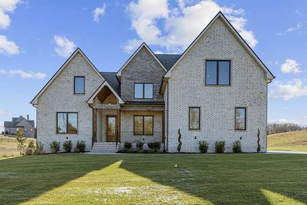 3.17 Acres of Residential Land with Home for Sale in Lebanon, Tennessee