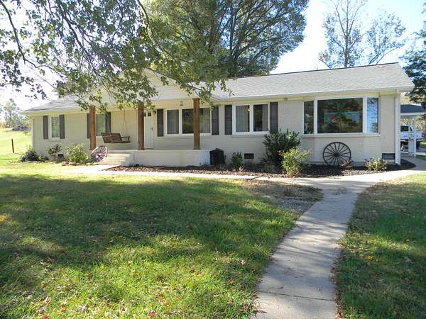 2.25 Acres of Residential Land with Home for Sale in Fayetteville, Tennessee