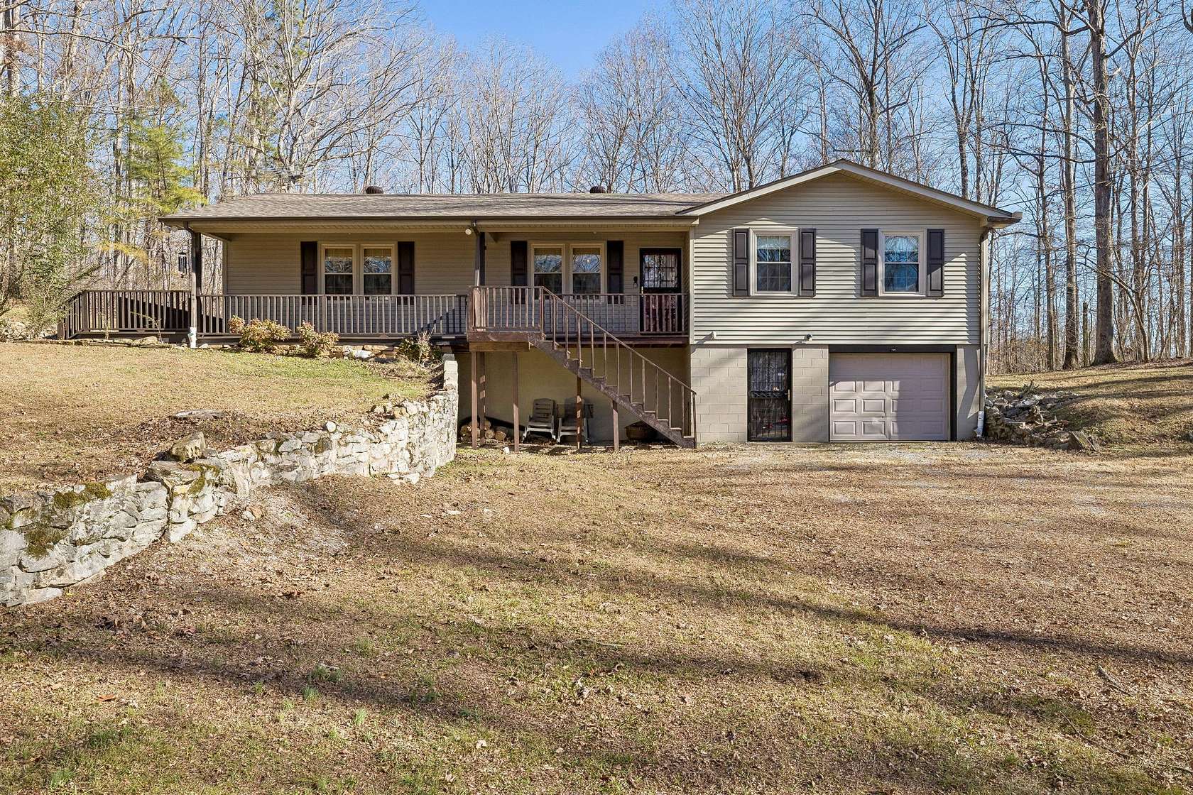 17.4 Acres of Land with Home for Sale in Dickson, Tennessee