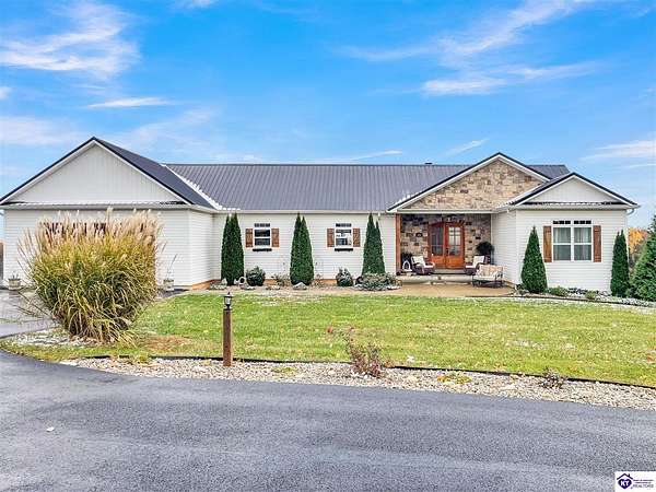 6.75 Acres of Residential Land with Home for Sale in Elizabethtown, Kentucky