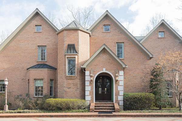 8.76 Acres of Residential Land with Home for Sale in Ripley, Mississippi