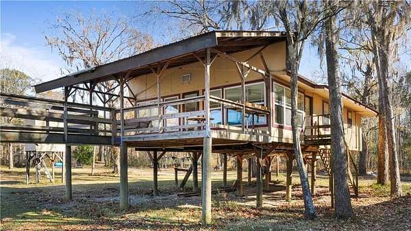 2 Acres of Residential Land with Home for Sale in Jesup, Georgia