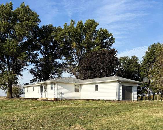 2 Acres of Residential Land for Sale in Eldridge, Iowa