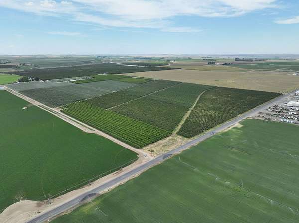 120 Acres of Recreational Land & Farm for Sale in Mesa, Washington