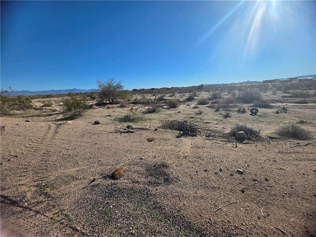 8 Acres of Land for Sale in Yucca, Arizona