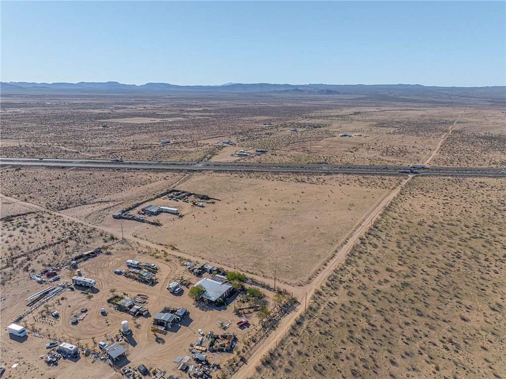 7 Acres of Residential Land for Sale in Dolan Springs, Arizona