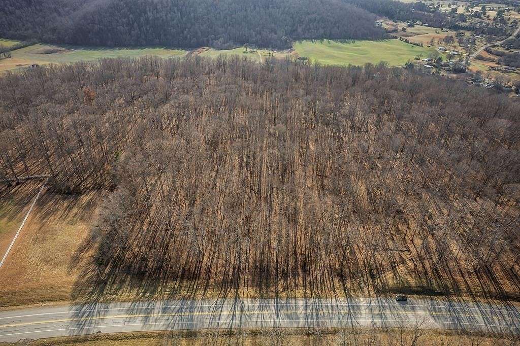 15.8 Acres of Land for Sale in Sparta, Tennessee