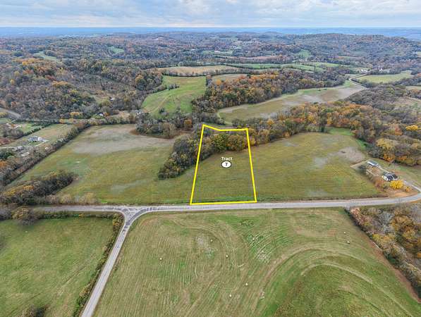 5.53 Acres of Residential Land for Sale in Williamsport, Tennessee