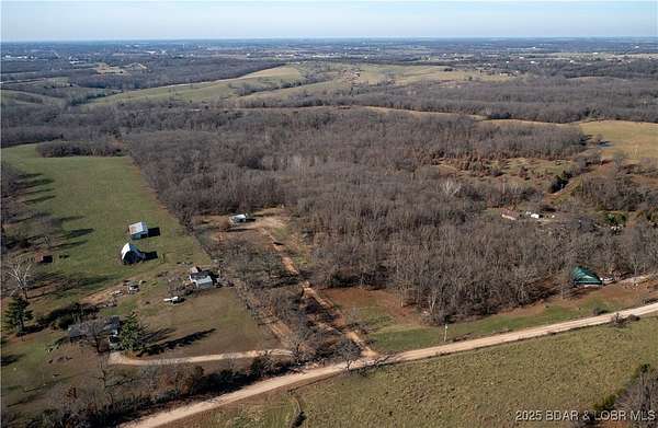 21.1 Acres of Recreational Land for Sale in Eldon, Missouri