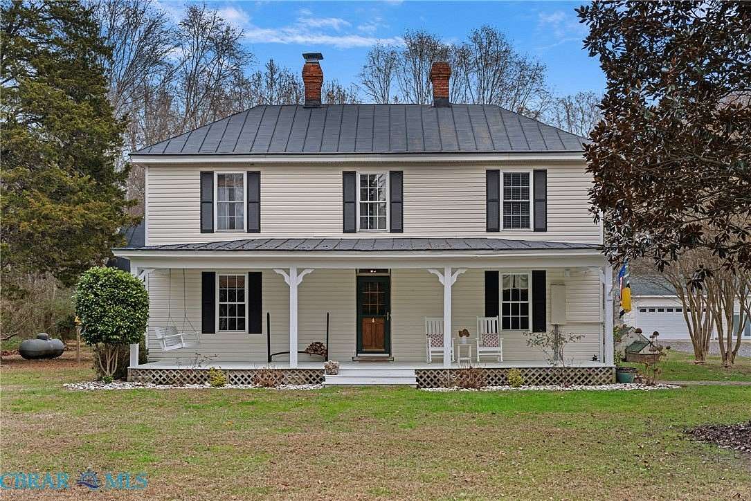 4 Acres of Residential Land with Home for Sale in Saluda, Virginia