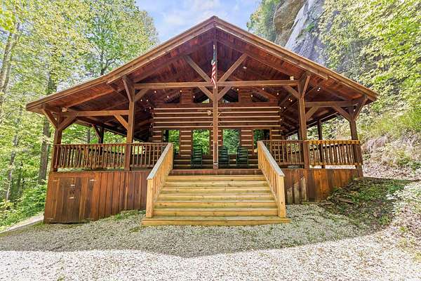 2.13 Acres of Residential Land with Home for Sale in Zoe, Kentucky