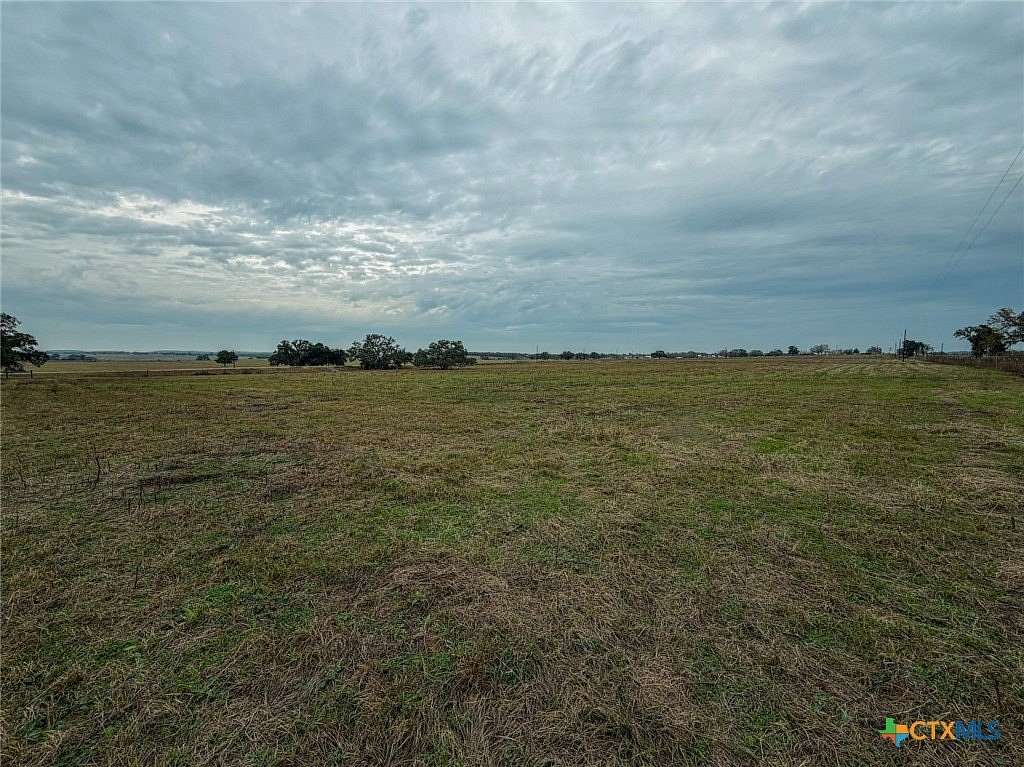 1 Acre of Mixed-Use Land for Sale in Rosanky, Texas