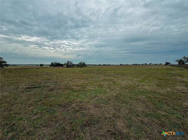 1 Acre of Mixed-Use Land for Sale in Rosanky, Texas