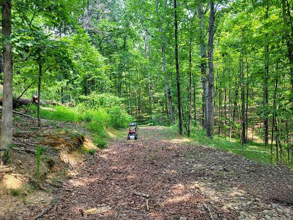 3.52 Acres of Land for Sale in South Pittsburg, Tennessee