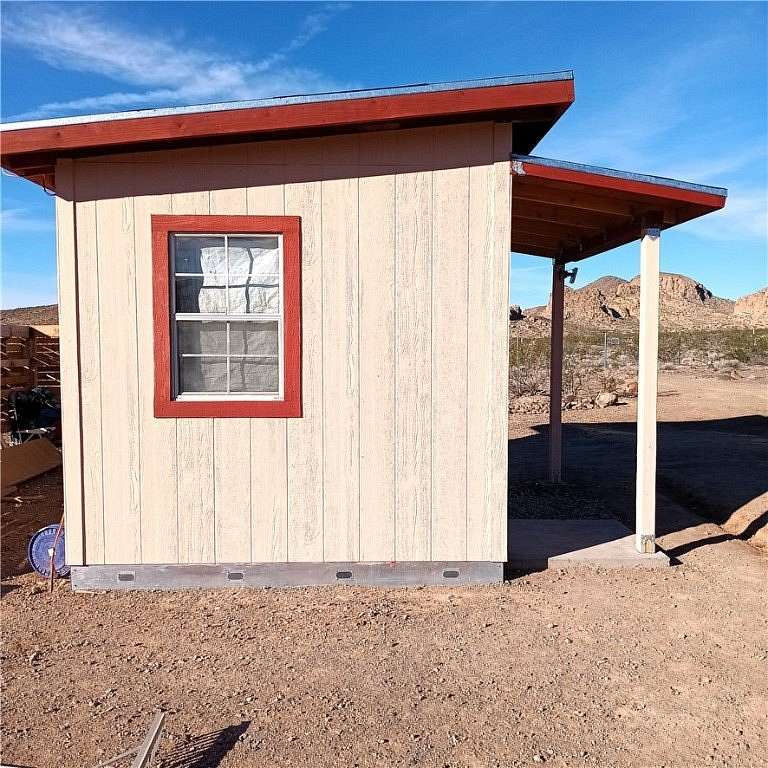 1.35 Acres of Land for Sale in Dolan Springs, Arizona