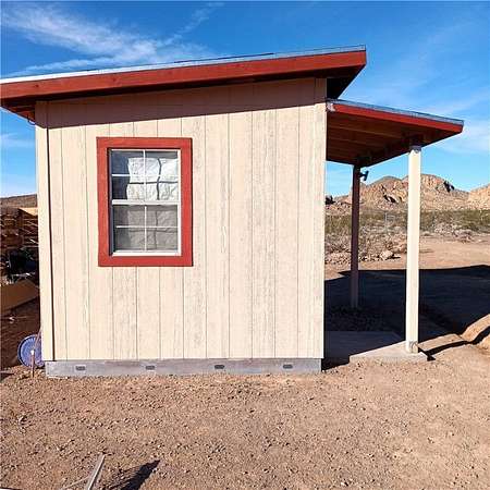 1.35 Acres of Land for Sale in Dolan Springs, Arizona