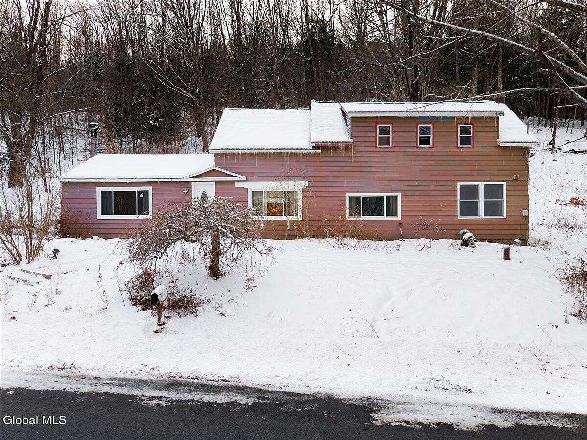12.2 Acres of Land with Home for Sale in Petersburgh Town, New York