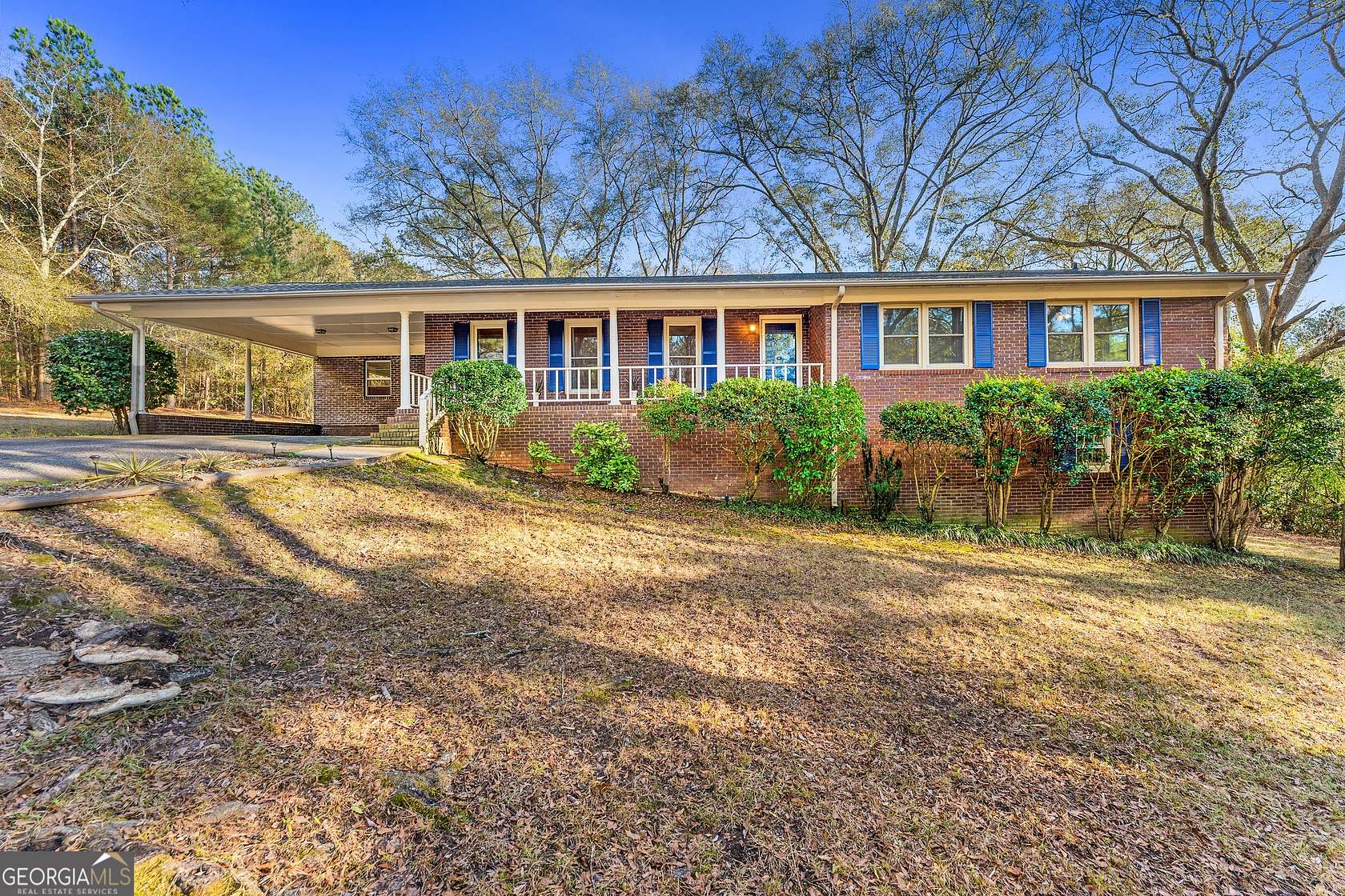 1.74 Acres of Residential Land with Home for Sale in Hartwell, Georgia