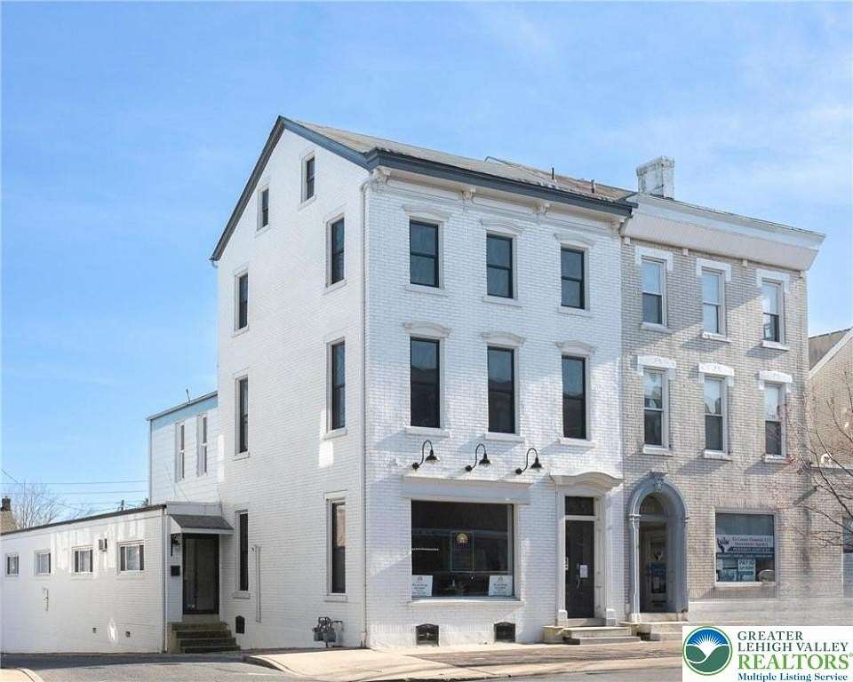 0.1 Acres of Mixed-Use Land for Lease in Allentown, Pennsylvania