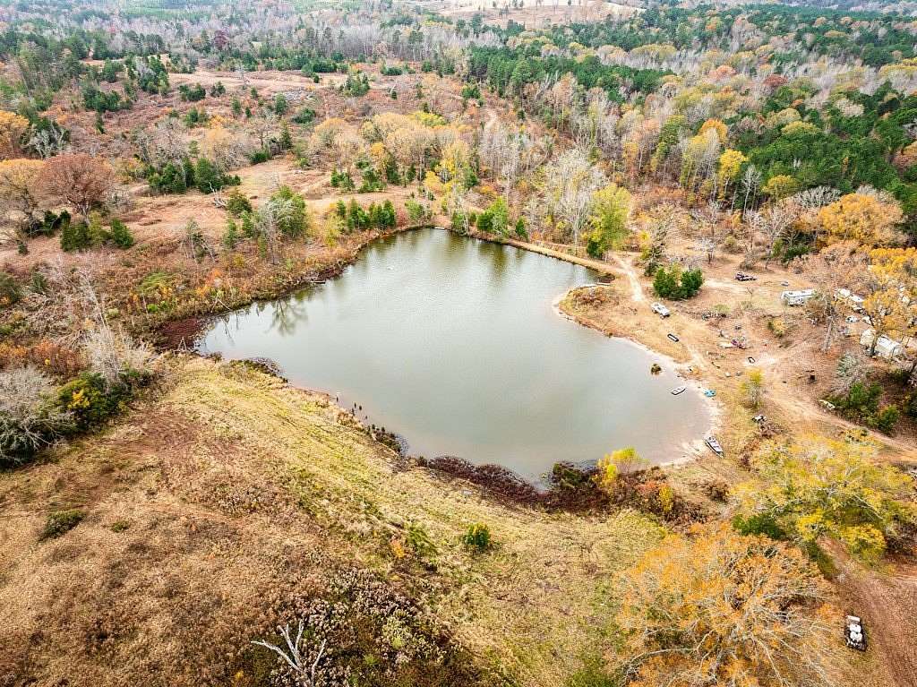 7.63 Acres of Residential Land for Sale in Henderson, Texas