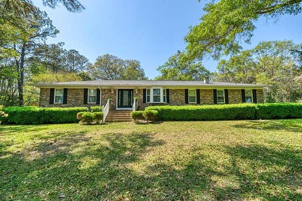 2 Acres of Land with Home for Sale in Tallahassee, Florida