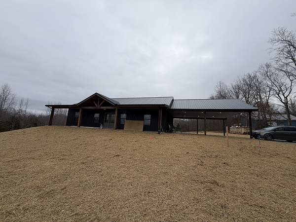 4.2 Acres of Residential Land with Home for Sale in Cumberland Furnace, Tennessee