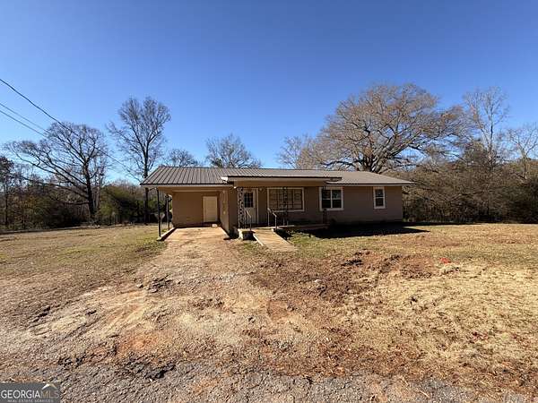 3.55 Acres of Residential Land with Home for Sale in LaGrange, Georgia