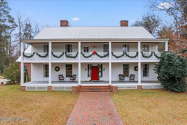 79.2 Acres of Agricultural Land with Home for Sale in Richlands, North Carolina