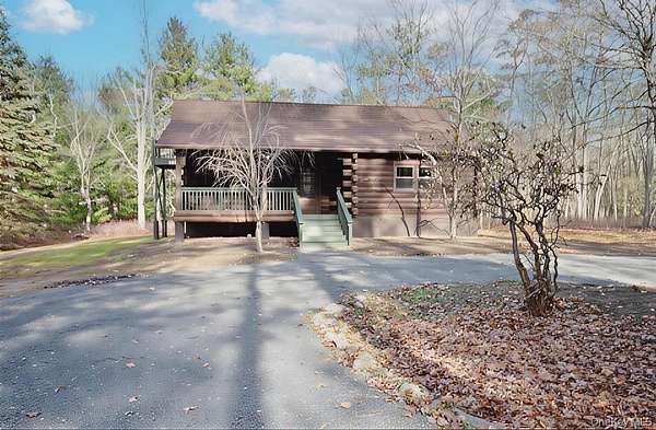 5.1 Acres of Residential Land with Home for Sale in Glen Spey, New York