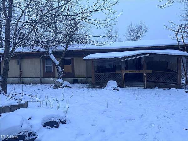 2.66 Acres of Residential Land with Home for Auction in Garrettsville, Ohio