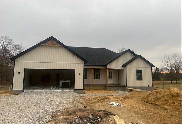 2 Acres of Residential Land with Home for Sale in Auburn, Kentucky