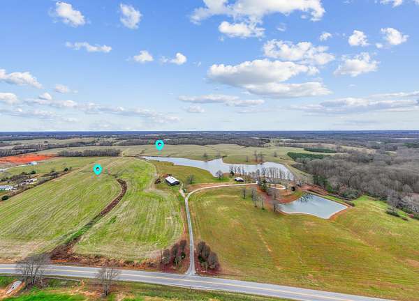 182 Acres of Agricultural Land for Sale in Leoma, Tennessee