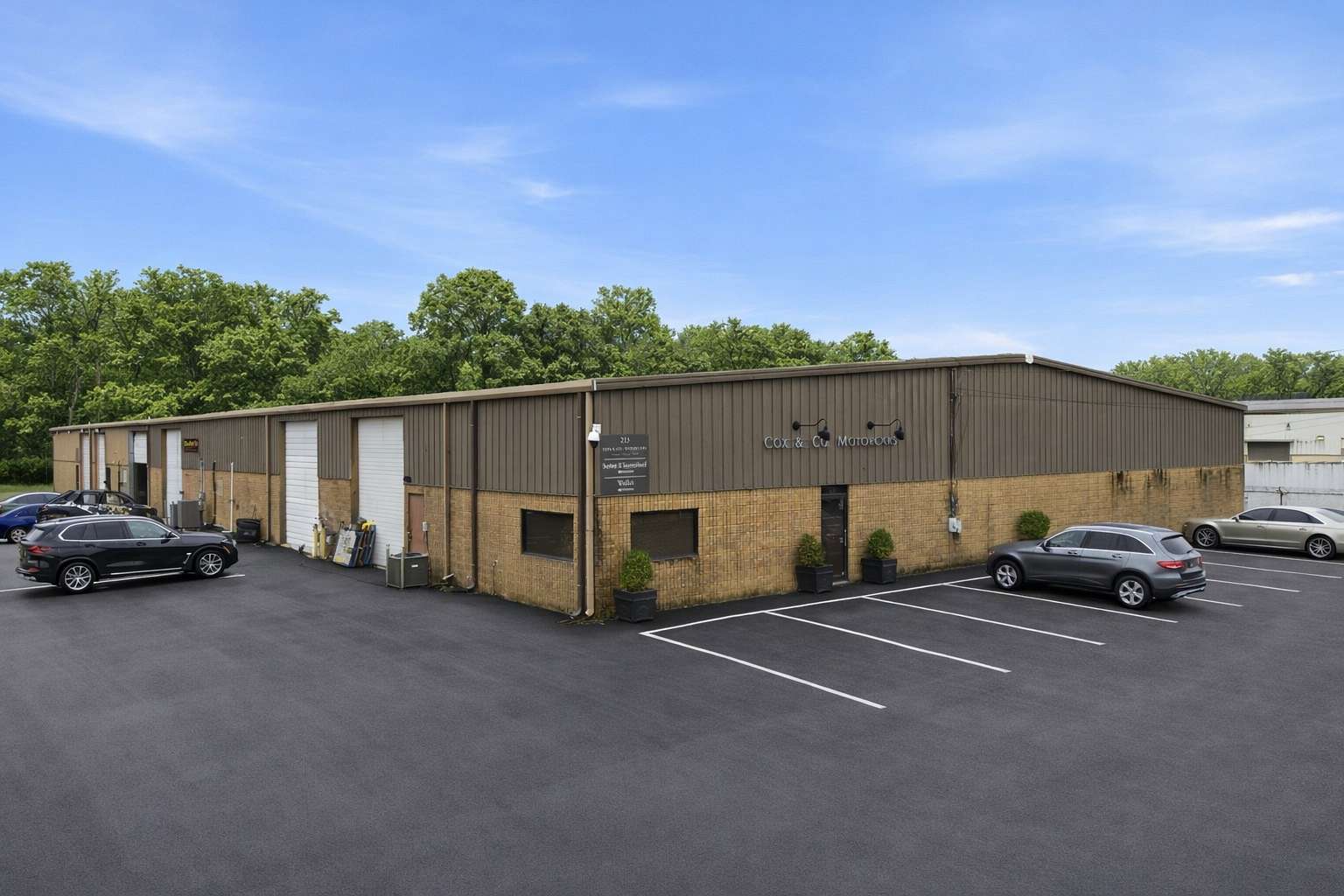 1.66 Acres of Improved Commercial Land for Sale in Nashville, Tennessee