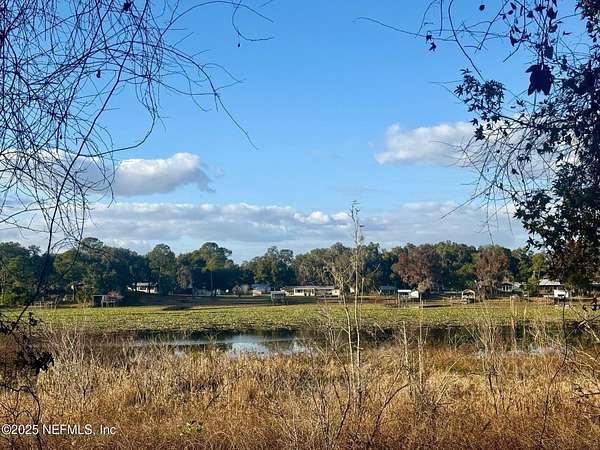 0.3 Acres of Residential Land for Sale in Interlachen, Florida
